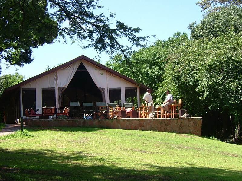 Is there WiFi at the safari lodges & tented camps on safari